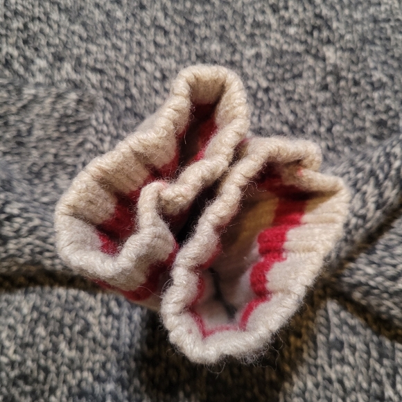 Roots Cabin Crewneck Sweater with Suede Elbow Patches In Marled Grey Sz M - Picture 6 of 9